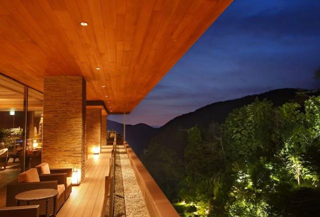 Resort dengan Pemandangan Indah di Hakone Kowakien Tenyu