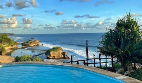 Hotel Resort Pantai Liburan Santai dengan Pemandangan